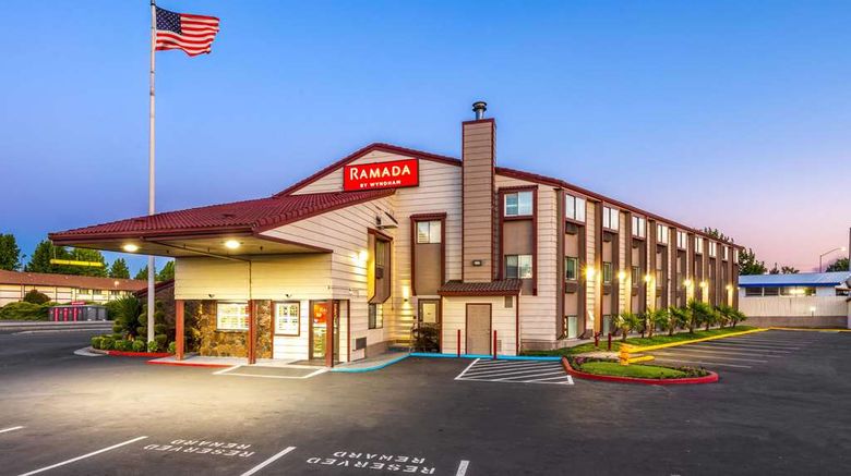 <b>Ramada by Wyndham Medford Airport North Exterior</b>. Images powered by <a href="https://iceportal.shijigroup.com/" title="IcePortal" target="_blank">IcePortal</a>.