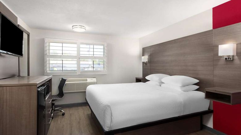 <b>Ramada by Wyndham Medford Airport North Room</b>. Images powered by <a href="https://iceportal.shijigroup.com/" title="IcePortal" target="_blank">IcePortal</a>.
