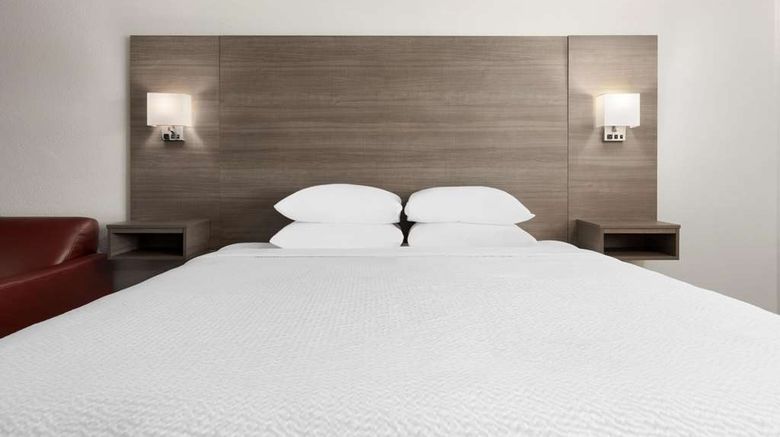 <b>Ramada by Wyndham Medford Airport North Suite</b>. Images powered by <a href="https://iceportal.shijigroup.com/" title="IcePortal" target="_blank">IcePortal</a>.