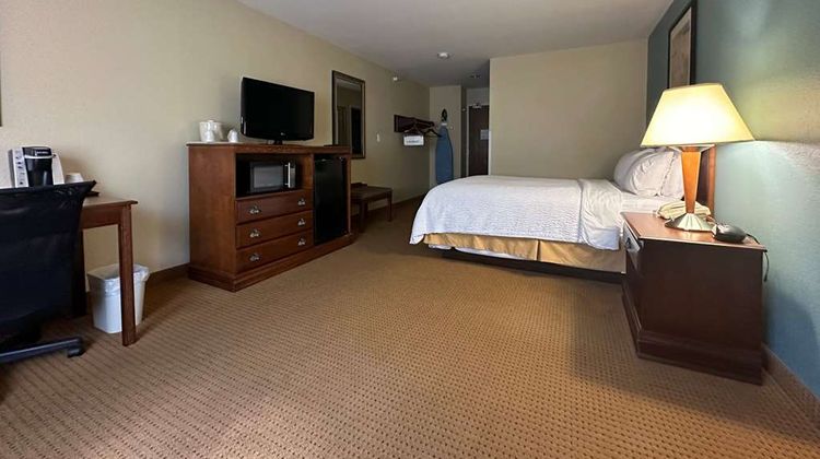 Wingate by Wyndham Newell Room