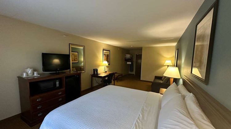 Wingate by Wyndham Newell Room