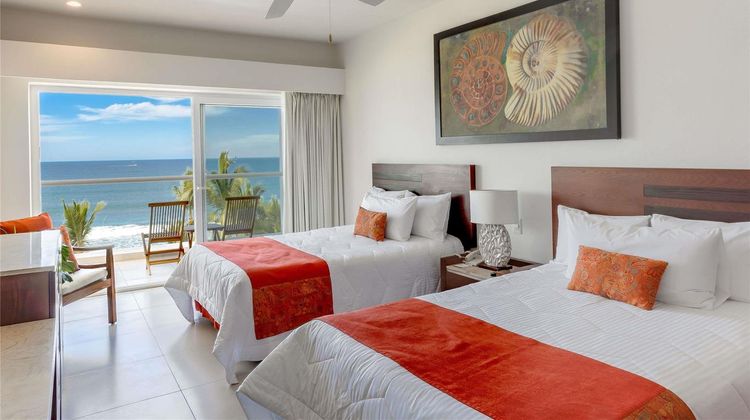 Marival Emotions Resort & Suites Suite