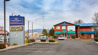 Sandia Peak Inn, a Howard Johnson