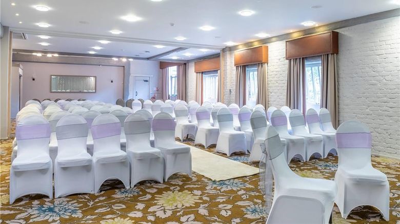 <b>Clarion Hotel Charlecote Pheasant Meeting</b>. Images powered by <a href="https://iceportal.shijigroup.com/" title="IcePortal" target="_blank">IcePortal</a>.