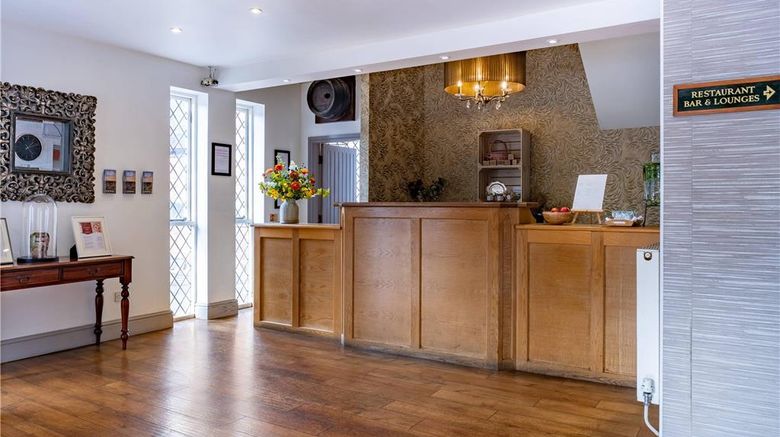<b>Clarion Hotel Charlecote Pheasant Lobby</b>. Images powered by <a href="https://iceportal.shijigroup.com/" title="IcePortal" target="_blank">IcePortal</a>.