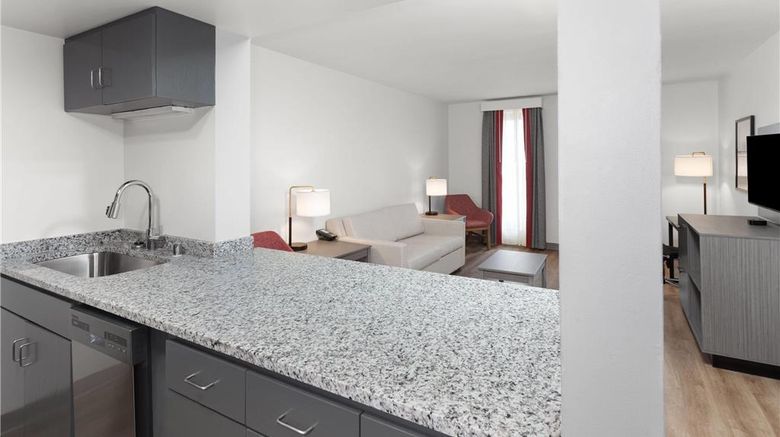 <b>Ramada by Wyndham Milwaukee Suite</b>. Images powered by <a href="https://iceportal.shijigroup.com/" title="IcePortal" target="_blank">IcePortal</a>.