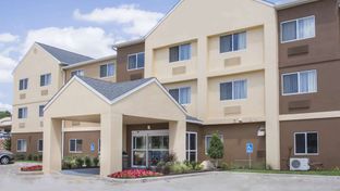 AmericInn by Wyndham Topeka