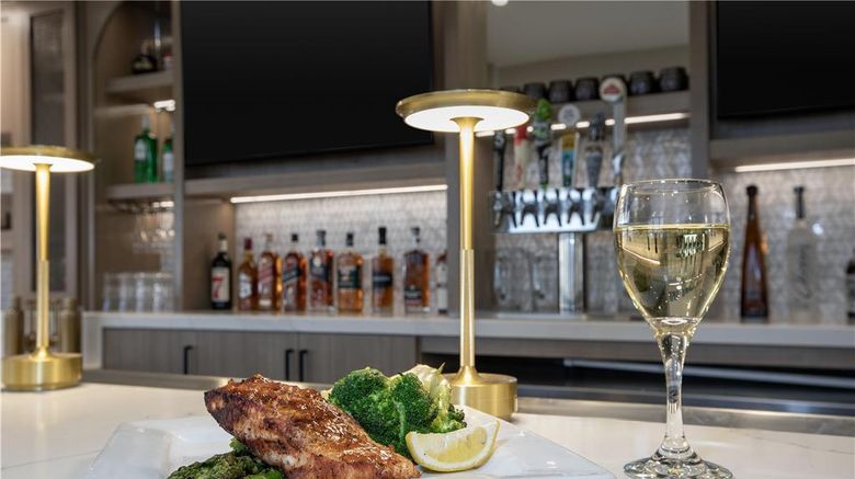 <b>Homewood Suites by Hilton Santa Maria Restaurant</b>. Images powered by <a href="https://iceportal.shijigroup.com/" title="IcePortal" target="_blank">IcePortal</a>.