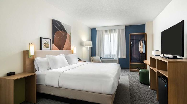 Spark by Hilton Opelousas Room. Images powered by <a href="https://iceportal.shijigroup.com" target="_blank" rel="noopener">Ice Portal</a>.