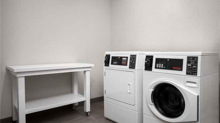 Hampton Inn by Hilton Clanton Other