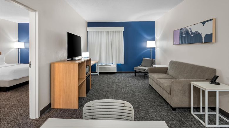 <b>Spark by Hilton Ann Arbor South Room</b>. Images powered by <a href="https://iceportal.shijigroup.com/" title="IcePortal" target="_blank">IcePortal</a>.