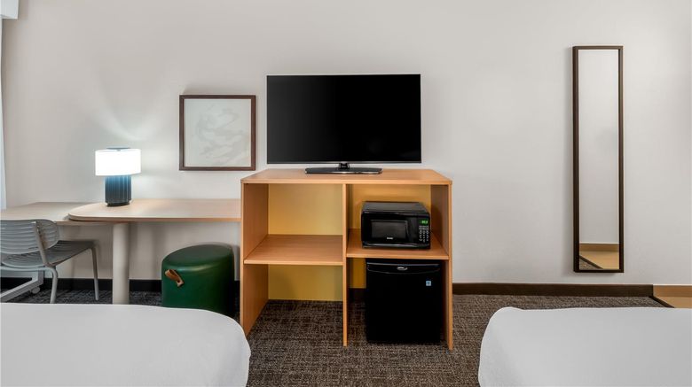 <b>Spark by Hilton Ann Arbor South Room</b>. Images powered by <a href="https://iceportal.shijigroup.com/" title="IcePortal" target="_blank">IcePortal</a>.