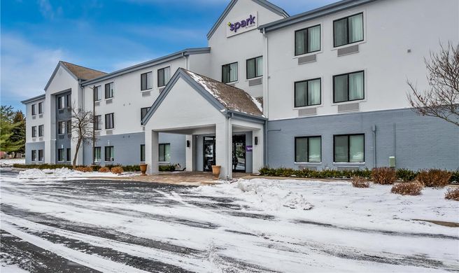 Spark by Hilton Ann Arbor South Exterior