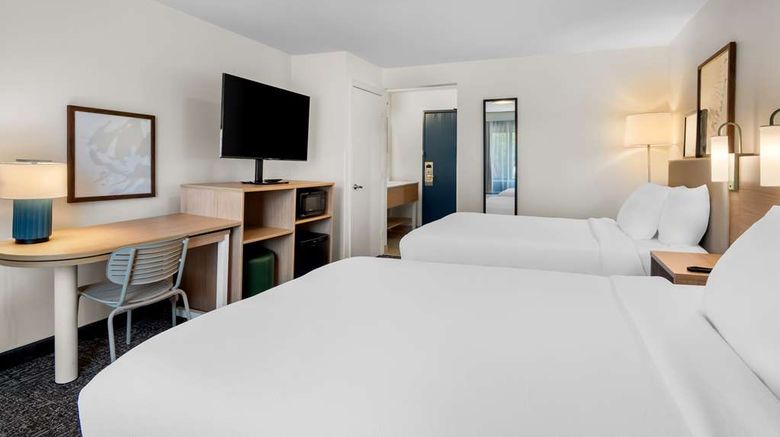 <b>Spark by Hilton Grapevine DFW North Room</b>. Images powered by <a href="https://iceportal.shijigroup.com/" title="IcePortal" target="_blank">IcePortal</a>.