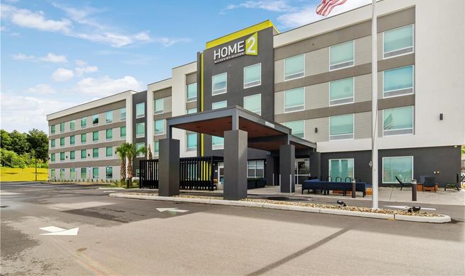 Home2 Suites Crestview Exterior