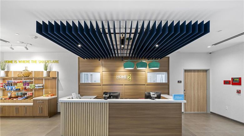 <b>Home2 Suites Riverside Downtown Lobby</b>. Images powered by <a href="https://iceportal.shijigroup.com/" title="IcePortal" target="_blank">IcePortal</a>.