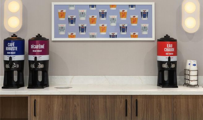Hampton Inn Montreal East Anjou Lobby