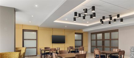 Hampton Inn Montreal East Anjou Lobby