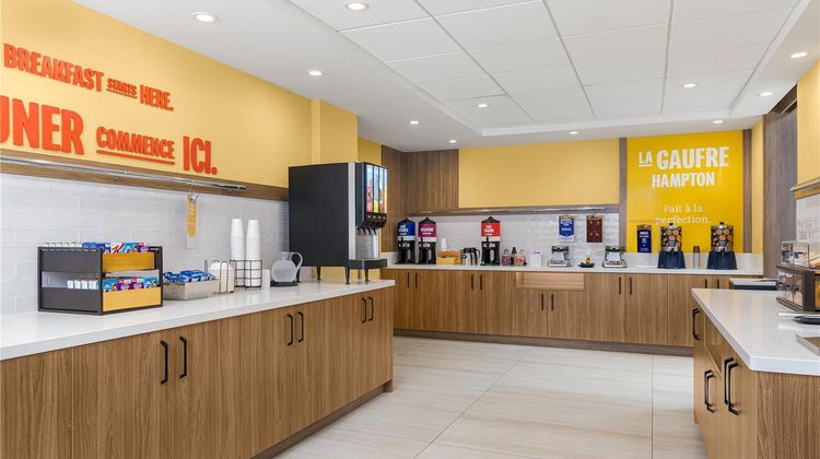 Hampton Inn Montreal East Anjou Restaurant