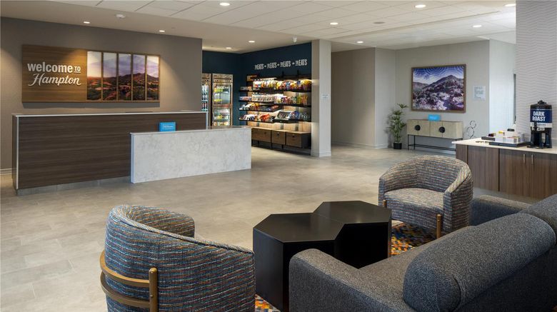 <b>Hampton Inn Buckeye Lobby</b>. Images powered by <a href="https://iceportal.shijigroup.com/" title="IcePortal" target="_blank">IcePortal</a>.