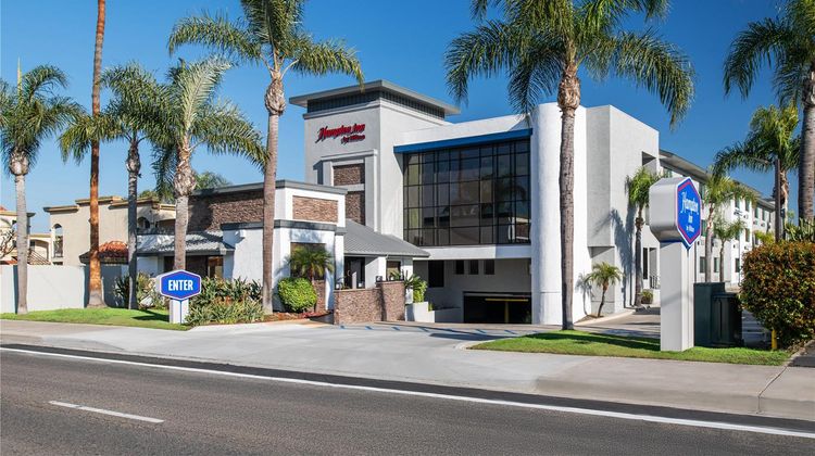 Hampton Inn by Hilton Costa Mesa Newport Exterior