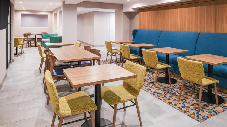 Hampton Inn by Hilton Costa Mesa Newport Restaurant