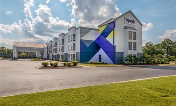 Spark by Hilton Florence North I-95