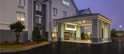 Spark by Hilton Smithfield I-95 Exterior