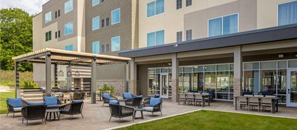 Homewood Suites GR North Exterior