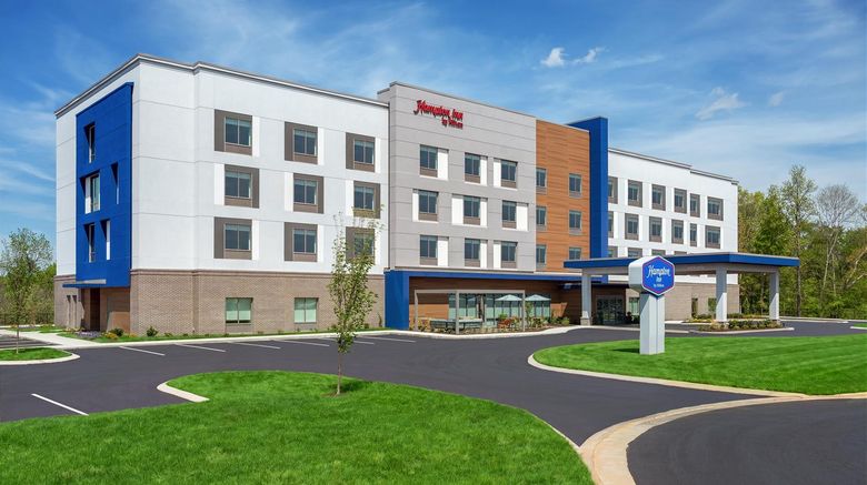 Hampton Inn Lawrenceburg Exterior. Images powered by <a href="https://iceportal.shijigroup.com" target="_blank" rel="noopener">Ice Portal</a>.
