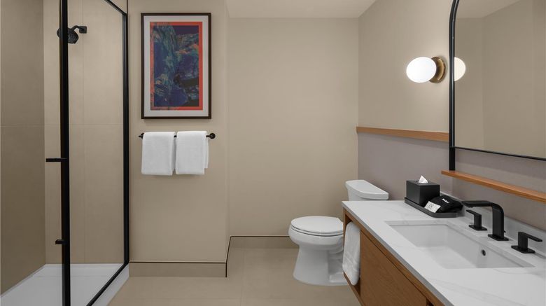 <b>The Waymark Chattanooga Room</b>. Images powered by <a href="https://iceportal.shijigroup.com/" title="IcePortal" target="_blank">IcePortal</a>.