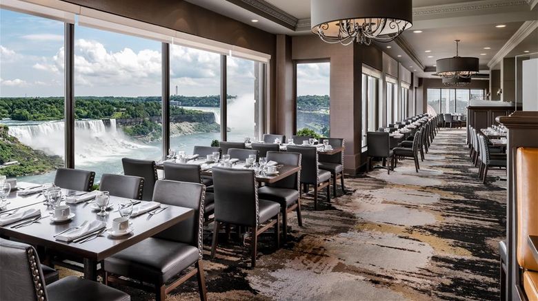 <b>The Brock Niagara Falls, Tapestry Hilton Restaurant</b>. Images powered by <a href="https://iceportal.shijigroup.com/" title="IcePortal" target="_blank">IcePortal</a>.