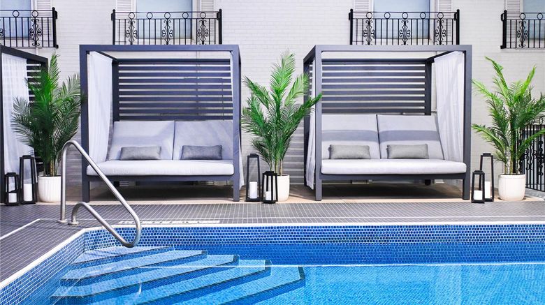 <b>The Brock Niagara Falls, Tapestry Hilton Pool</b>. Images powered by <a href="https://iceportal.shijigroup.com/" title="IcePortal" target="_blank">IcePortal</a>.