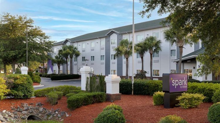 Spark by Hilton Wilmington Exterior