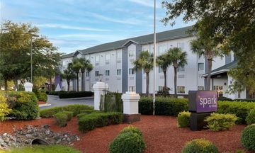 Spark by Hilton Wilmington