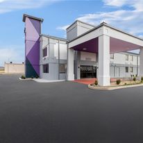 Spark by Hilton Muskogee
