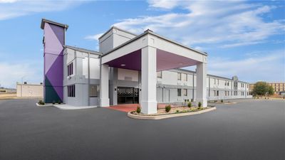 Spark by Hilton Muskogee