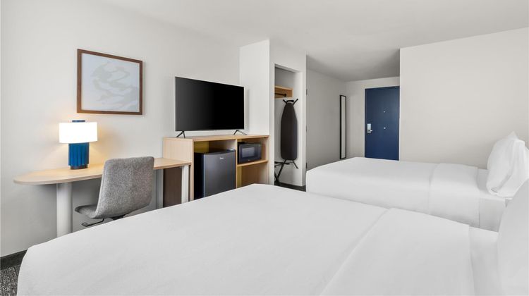 Spark by Hilton Muskogee Room