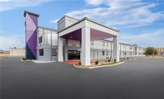 Spark by Hilton Muskogee