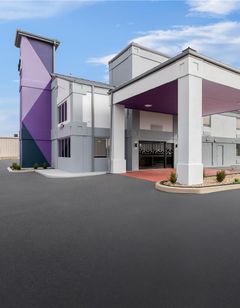 Spark by Hilton Muskogee