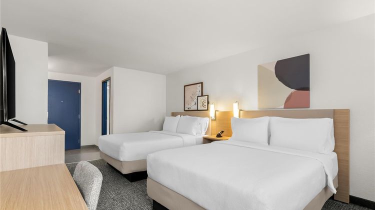 Spark by Hilton Muskogee Room