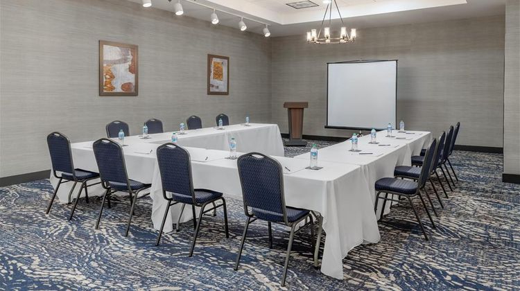 DoubleTree by Hilton Owatonna Meeting