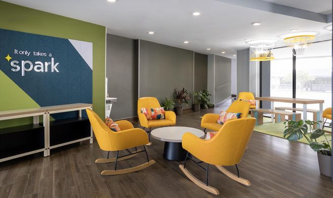Spark by Hilton Virginia Beach Oceanfron Lobby