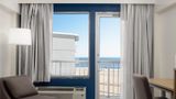 Spark by Hilton Virginia Beach Oceanfron Room