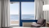 Spark by Hilton Virginia Beach Oceanfron Room