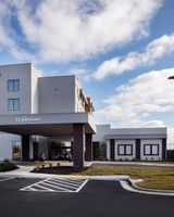 Tempo by Hilton Manassas