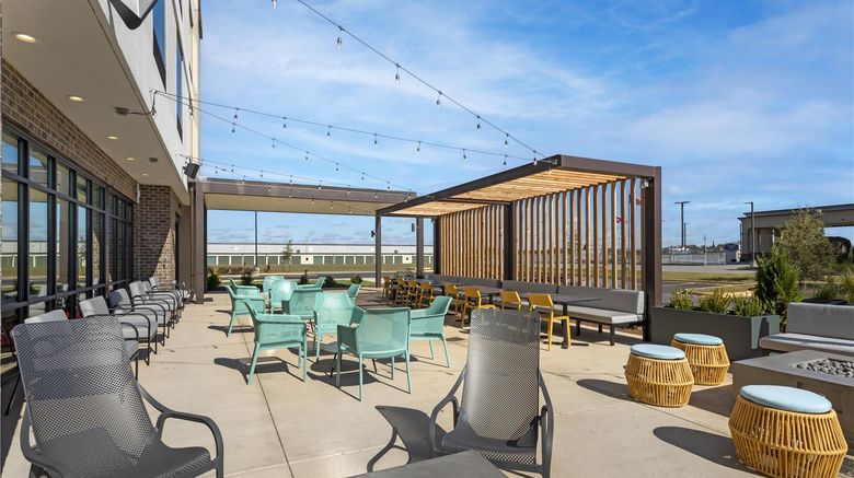 <b>Home2Suites Calera Exterior</b>. Images powered by <a href="https://iceportal.shijigroup.com/" title="IcePortal" target="_blank">IcePortal</a>.