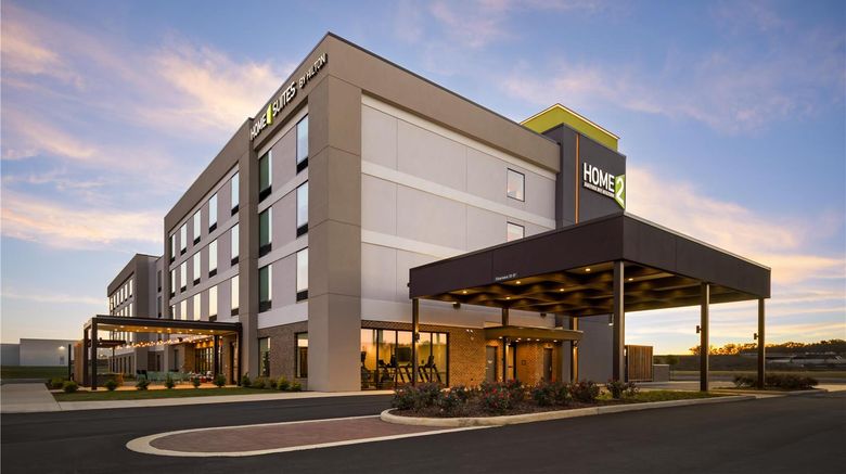 <b>Home2Suites Calera Exterior</b>. Images powered by <a href="https://iceportal.shijigroup.com/" title="IcePortal" target="_blank">IcePortal</a>.