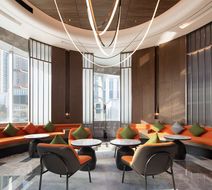 Hampton by Hilton Daqing Lobby