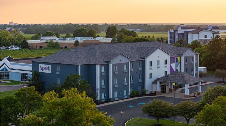 Spark by Hilton Indianapolis Northeast Exterior